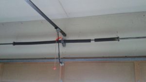 broken garage door torsion spring